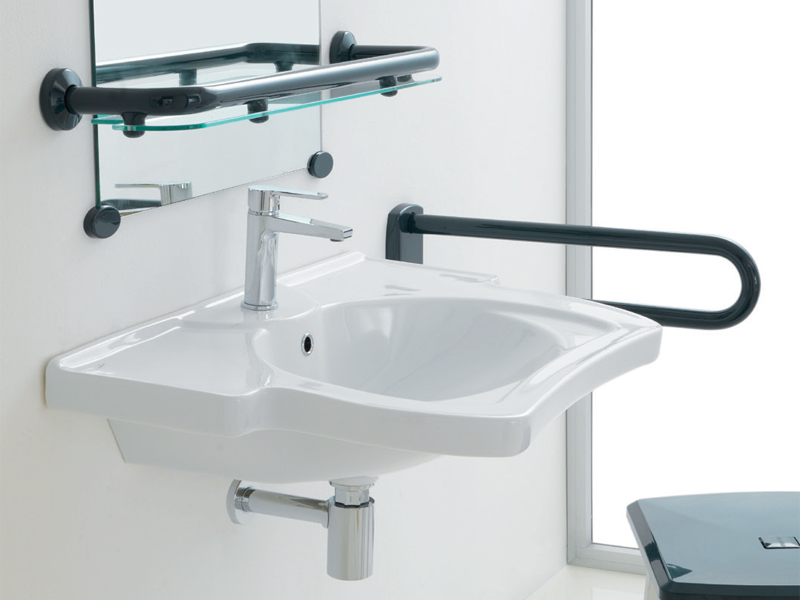 Consolle ergonomica Older e ausilio, bagno sicuro, approfondimenti