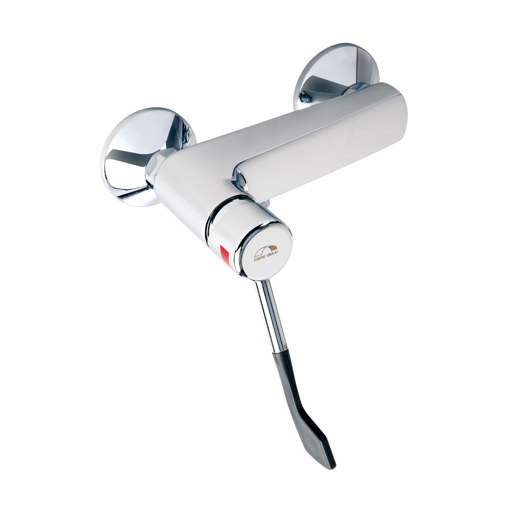 Miscelatore monocomando doccia, per installazione esterna, munito di leva ergonomica