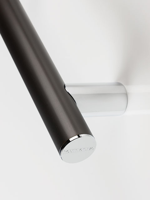 HUG coloured grab bars