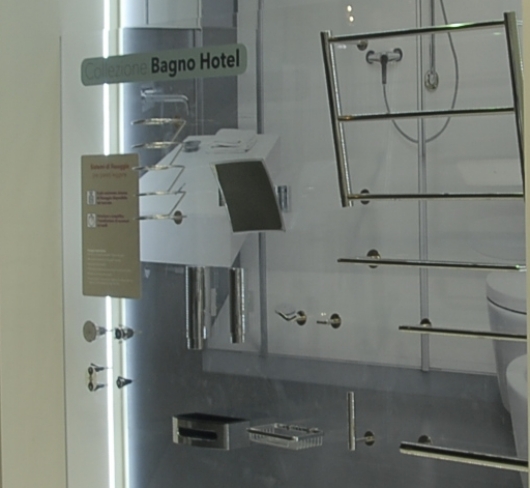 Ponte Giulio con Wingits e Bagno Sicuro al Cersaie 2015