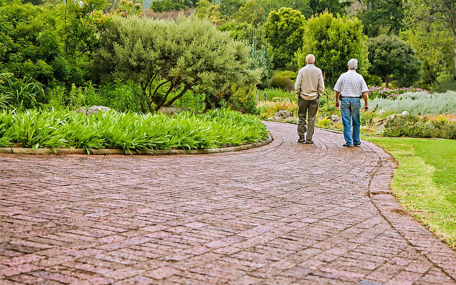 Casa con giardino per anziani autosufficienti