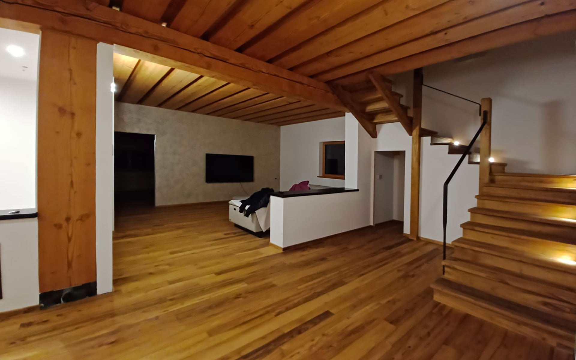 Interno ambiente casa in legno