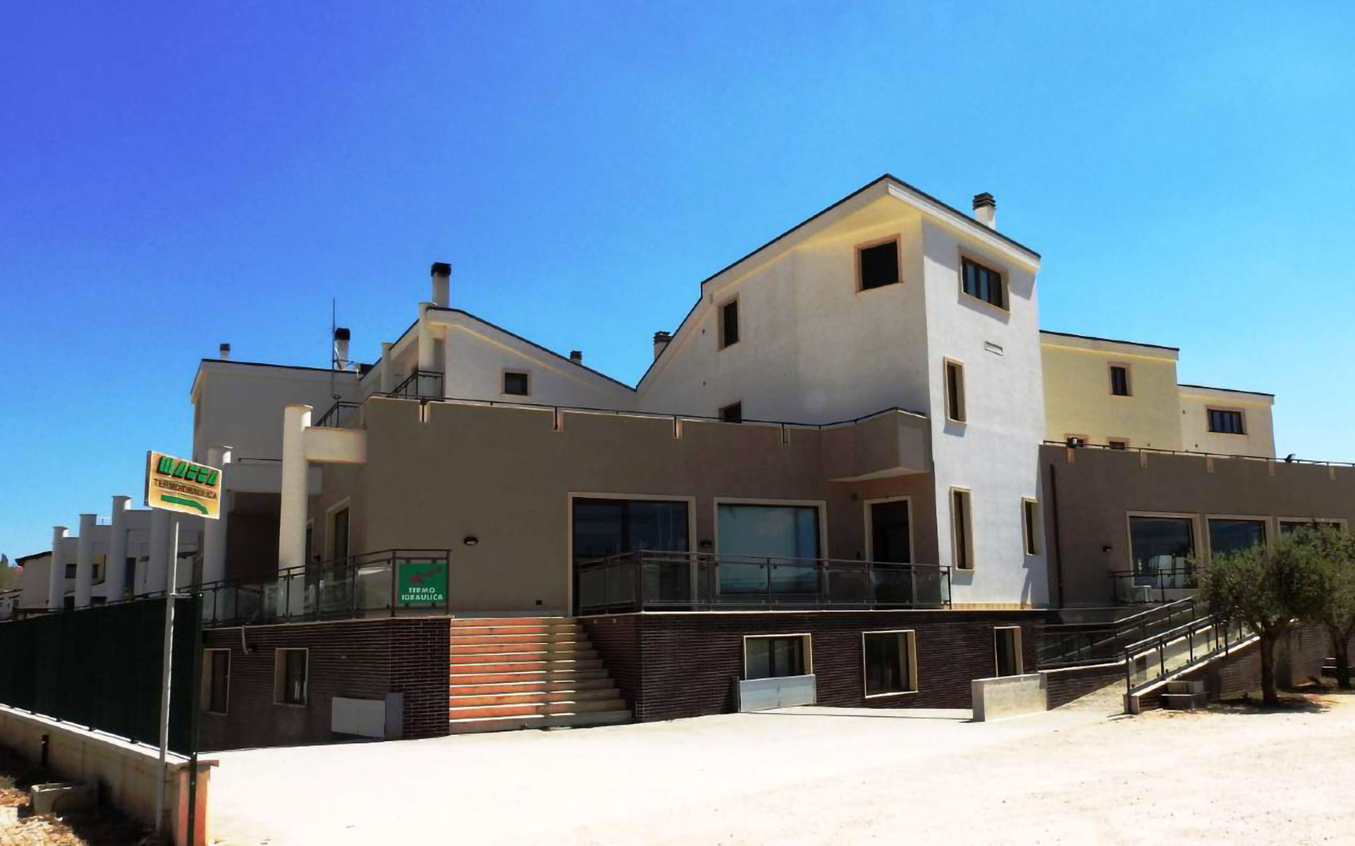 Fratelli Massa e Ponte Giulio per un bagno sicuro