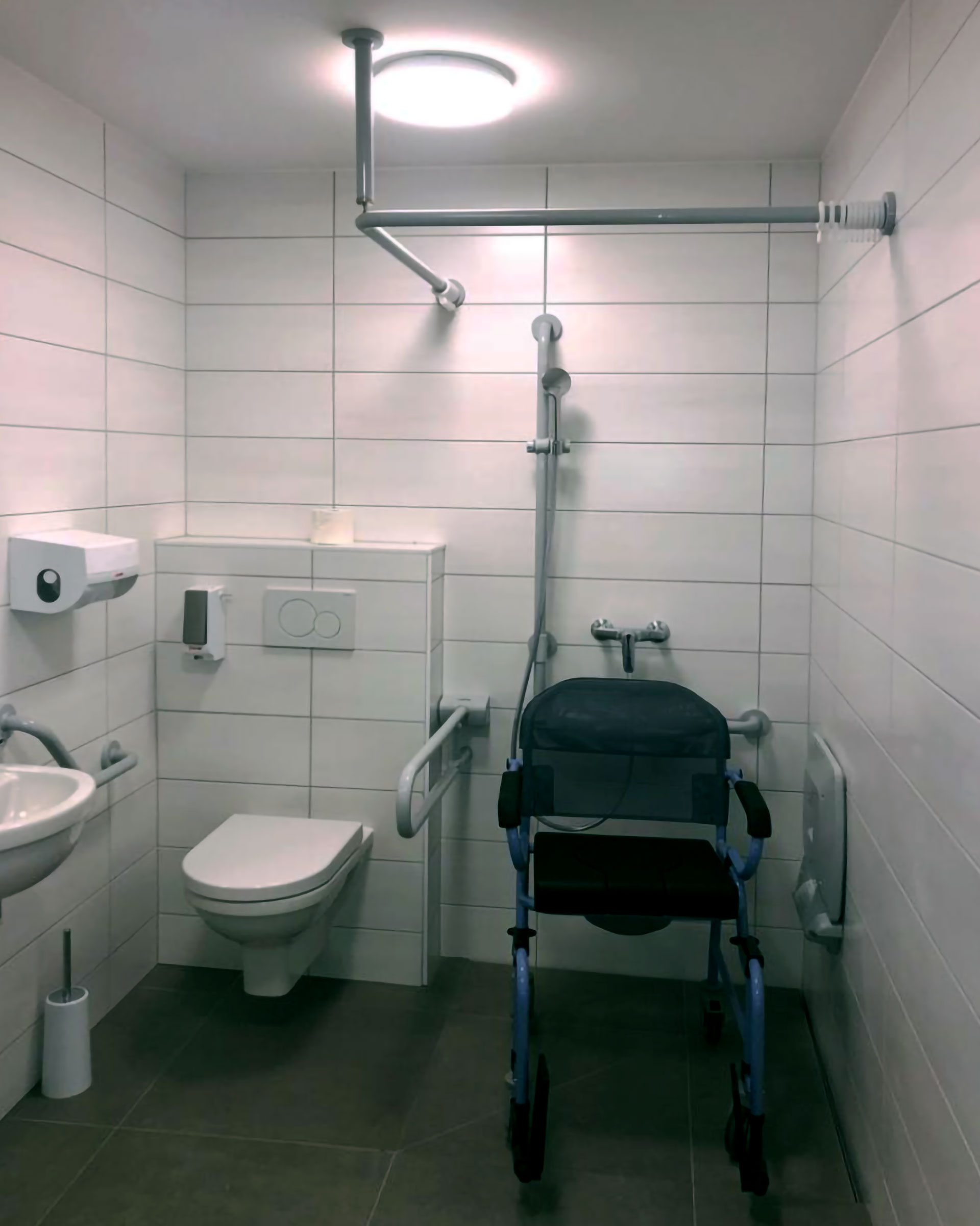 Safe shower area with easy access