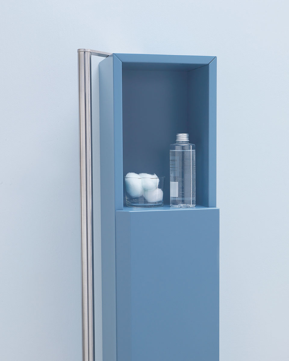 Mobile contenitore a parete, per un bagno sicuro ed elegante
