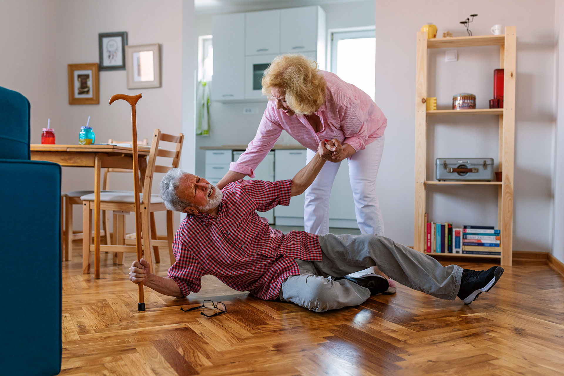 Falling down on step, not safe at home