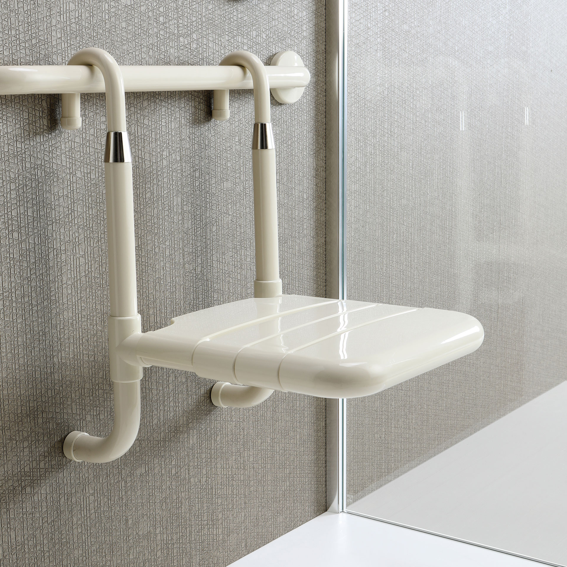 Hug stool, shower solutions for a safe bathroom