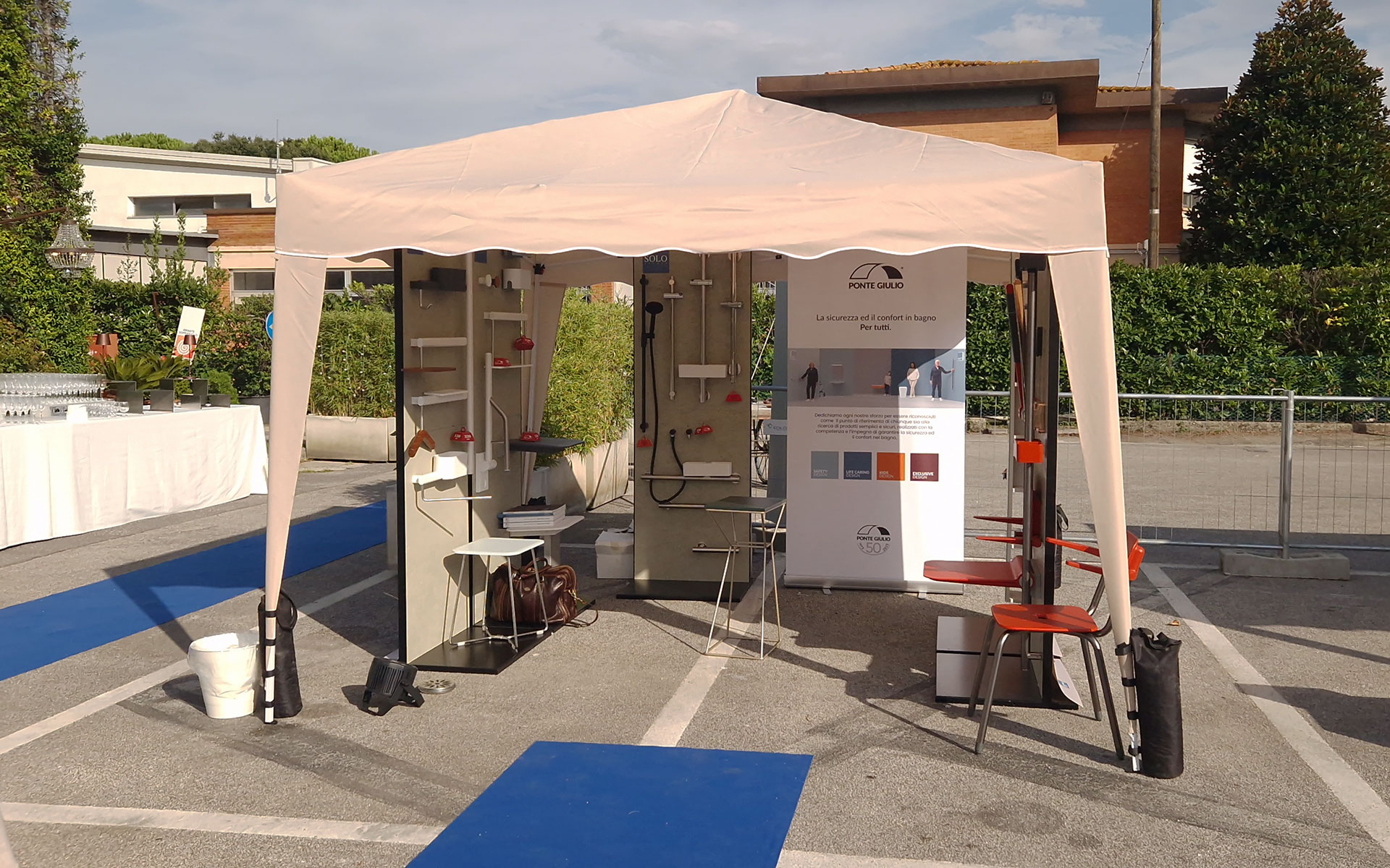 Lo stand Ponte Giulio a Pisa