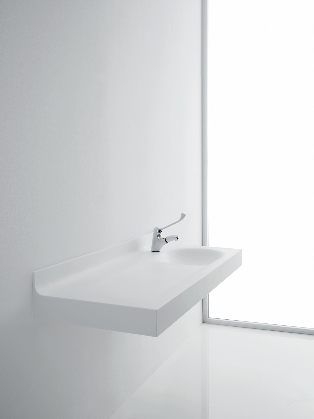 Soluzioni bagno bambino, piano lavabo fasciatoio pietra acrilica
