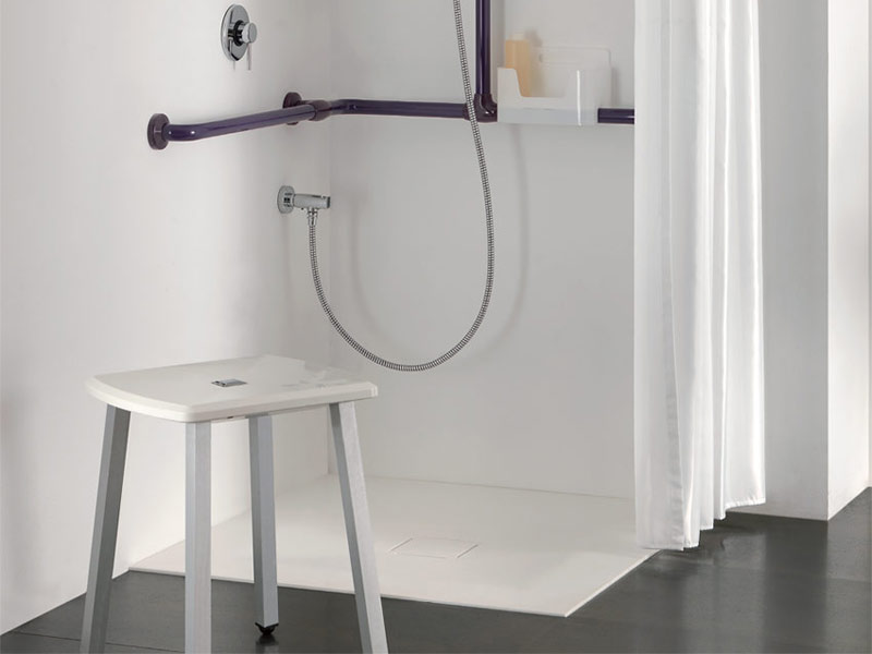 Le migliori soluzioni per il vostro bagno sicuro e bagno hotel Soluzioni per doccia