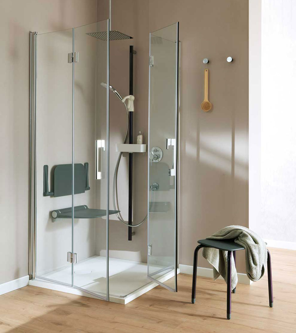Ponte Giulio shower, safety and design